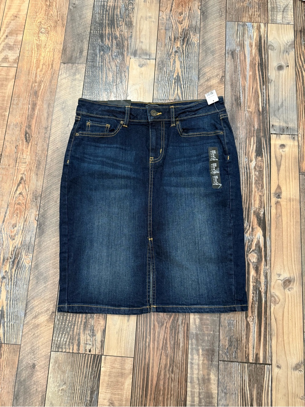 GAP Dark Blue Denim Pencil Skirt